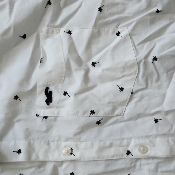 Hollister Palm Tree Button Down Men's shirt | Tropical | BNWT - Picture 2 of 4